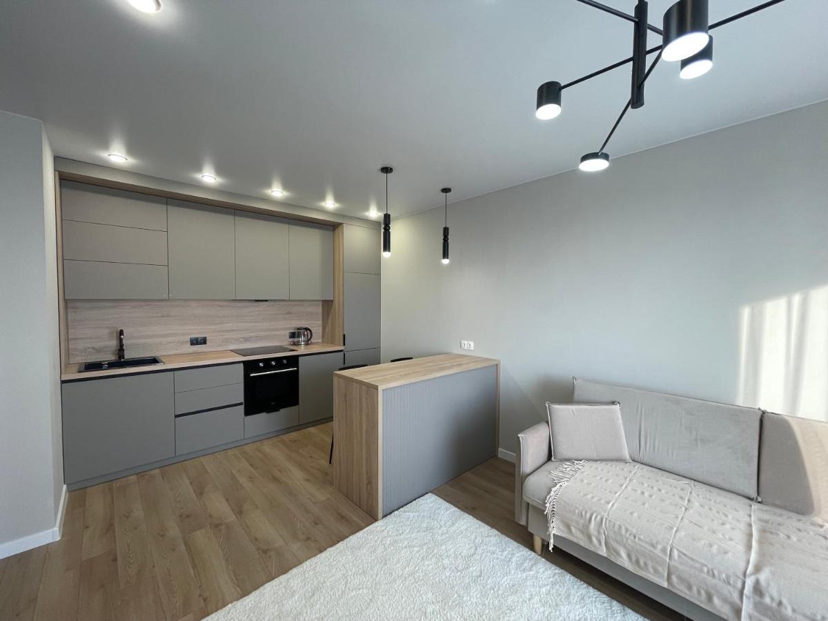 Freedom Elite Apartment Astana Bagian luar foto