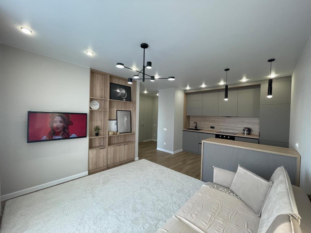 Freedom Elite Apartment Astana Bagian luar foto